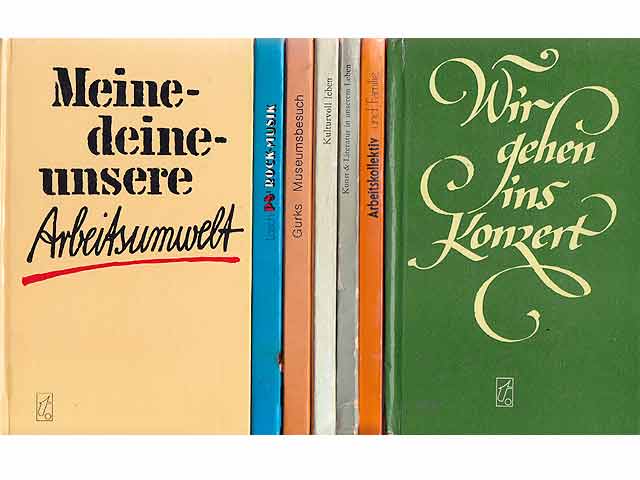 Büchersammlung "Beiträge zur kulturell-ästhetischen Bildung“. 7 Titel. 